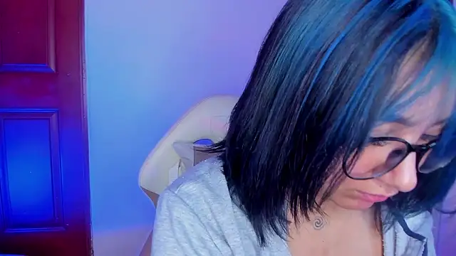 sophiievv online show from 01-31-26, 07:56