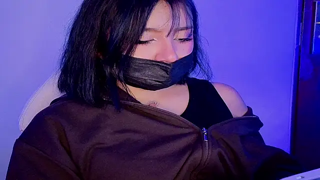 sophiievv online show from 05-31-26, 06:04