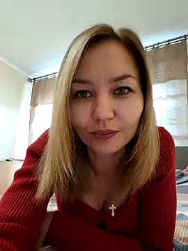 Snapshot of VeroLoverx chatting on 10-05-25, 08:45 VeroLoverx online show from 10-05-25, 08:45