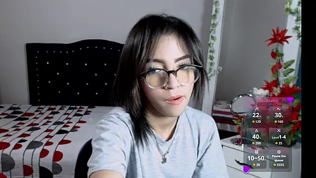 Coraline Playful online show from 09-18-25, 12:40