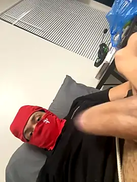 lionr0660 online show from 09-29-25, 06:57