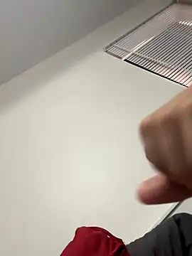 lionr0660 online show from 10-03-25, 04:15