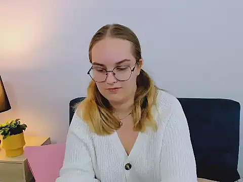 Snapshot of AliceCrazy69 chatting on 11-07-25, 01:11 AliceCrazy69 online show from 11-07-25, 01:11