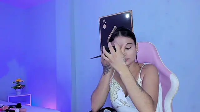 Snapshot of SammyRose_ chatting on 09-20-25, 05:25 SammyRose online show from 09-20-25, 05:25