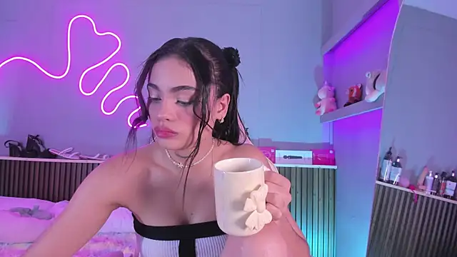 SammyRose  online show from 05-04-26, 09:44