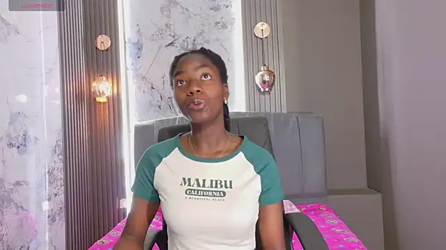 katia green1 online show from 03-17-26, 12:19