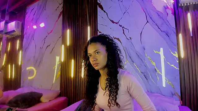 VictoriaDuart online show from 09-28-25, 07:41