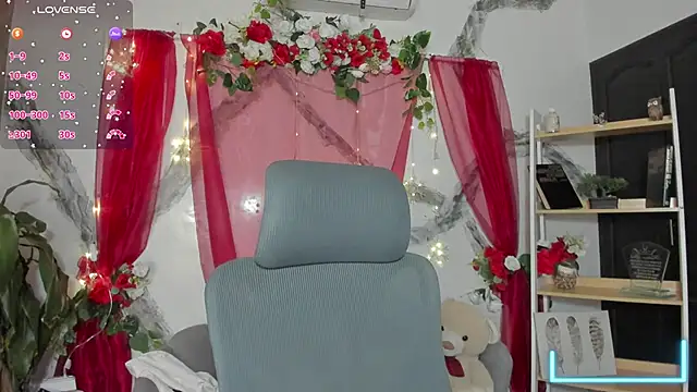 BritanyBrown  online show from 05-12-26, 03:58