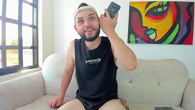 Dylan lookatme online show from 09-25-25, 06:22