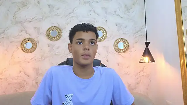 Valentino Thompson online show from 09-15-25, 07:36