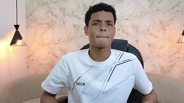 Valentino Thompson online show from 09-28-25, 07:30