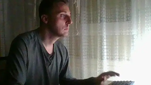 dani878879 online show from 10-31-25, 08:04