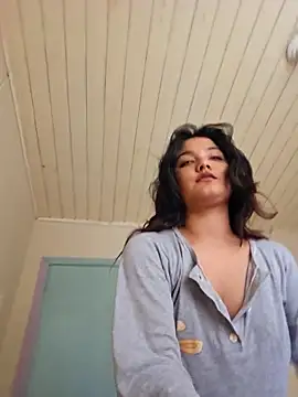 Hellenlin online show from 10-15-25, 05:57