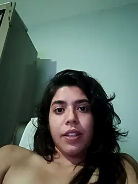 Maricamposs online show from 10-31-25, 12:44