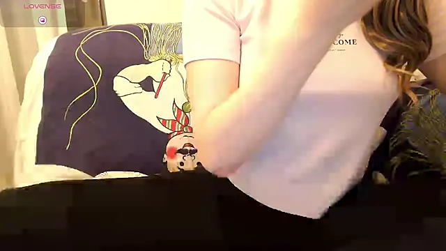 Snapshot of BestOfTheSexy chatting on 09-28-25, 01:00 BestOfTheSexy online show from 09-28-25, 01:00