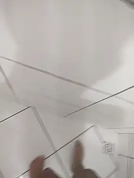 Snapshot of Novin23cms chatting on 11-16-25, 08:25 Novin23cms online show from 11-16-25, 08:25