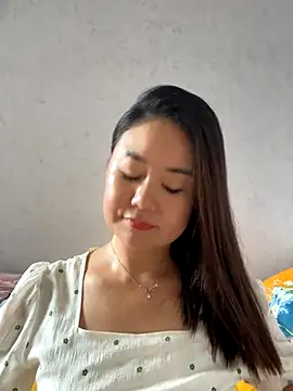 Snapshot of Bobo-kk chatting on 09-10-25, 04:23 Bobo-kk online show from 09-10-25, 04:23