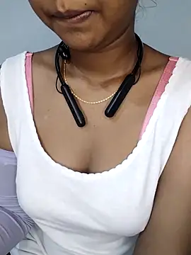 Snapshot of sexy-Ashu chatting on 09-22-25, 04:25 sexy-Ashu online show from 09-22-25, 04:25