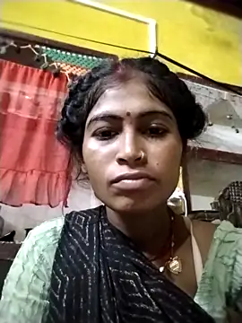 Snapshot of Susila_ji chatting on 09-28-25, 10:48 Susila ji online show from 09-28-25, 10:48