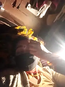 Snapshot of Savita_ji1 chatting on 02-14-26, 05:32 Savita ji1 online show from 02-14-26, 05:32