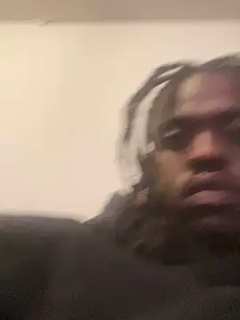 Snapshot of Wuu2now chatting on 12-17-25, 11:16 Wuu2now online show from 12-17-25, 11:16