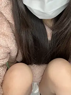 Snapshot of xx_Ojou_xx chatting on 10-24-25, 12:12 xx Ojou xx online show from 10-24-25, 12:12