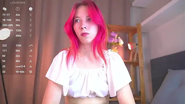 Snapshot of JuliannaWenger chatting on 10-10-25, 04:28 JuliannaWenger online show from 10-10-25, 04:28