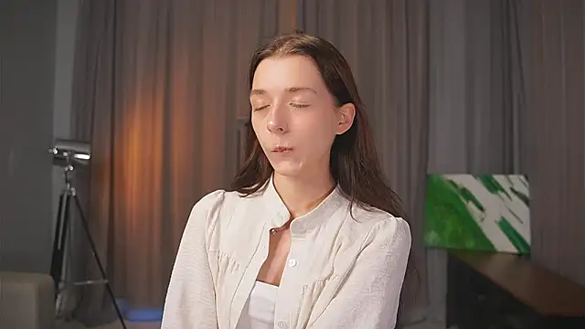 Snapshot of RoxieBolich chatting on 09-19-25, 01:34 RoxieBolich online show from 09-19-25, 01:34