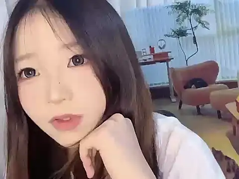 Xiaoxiao13 online show from 09-10-25, 10:37