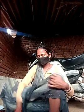 Snapshot of Maya_cut chatting on 09-16-25, 01:06 Maya cut online show from 09-16-25, 01:06