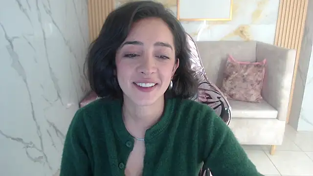 sara lopez s online show from 10-18-25, 01:23