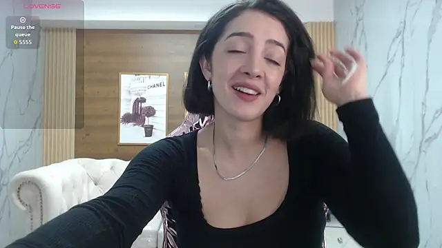 sara lopez s online show from 03-11-26, 01:39