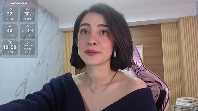 sara lopez s online show from 05-04-26, 02:02