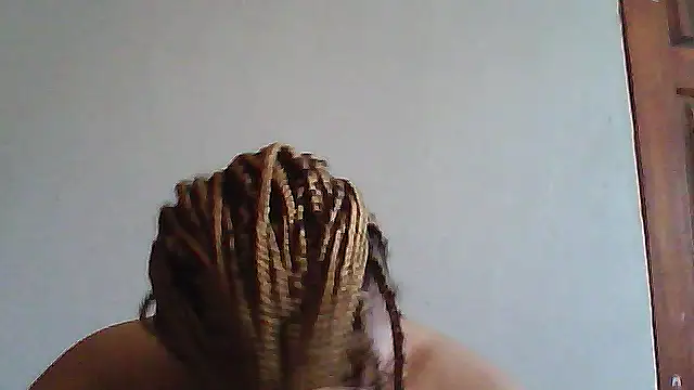 Snapshot of Yellobonepussy chatting on 09-16-25, 10:38 Yellobonepussy online show from 09-16-25, 10:38