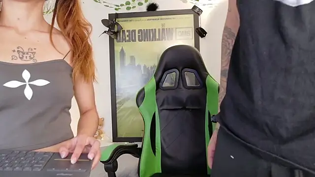 Snapshot of rosse_dredd chatting on 03-26-26, 10:37 rosse dredd online show from 03-26-26, 10:37