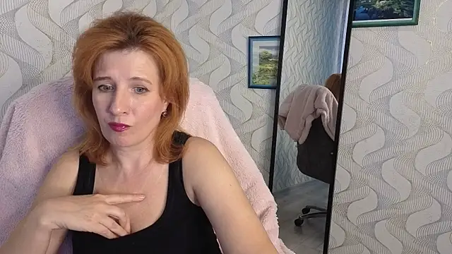 Elannaria online show from 09-19-25, 03:45