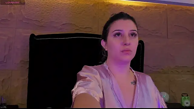 SophiaDior  online show from 10-08-25, 12:25