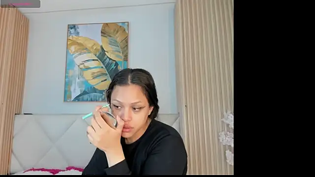 Mila Hank  online show from 05-08-26, 12:21
