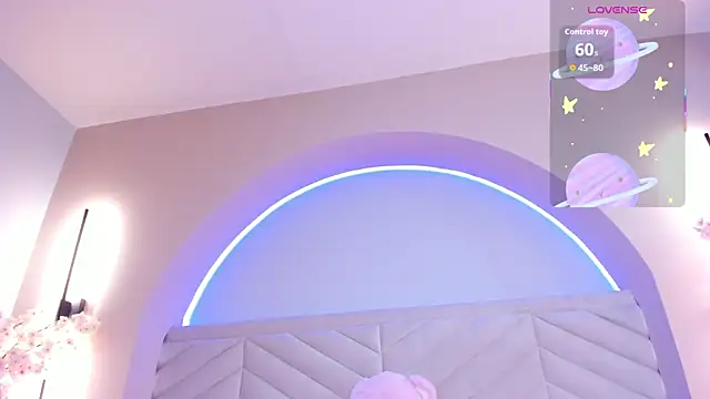 Annie  2 online show from 02-12-26, 03:34