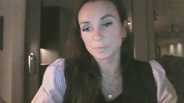 Justnani001 online show from 10-06-25, 07:22