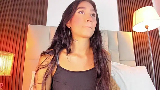 Nicolqueen  online show from 05-12-26, 11:18