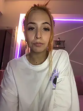 Little ginger online show from 10-12-25, 10:42