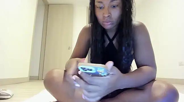 Snapshot of Meganbelford1 chatting on 02-09-25, 12:17 Meganbelford1 online show from 02-09-25, 12:17
