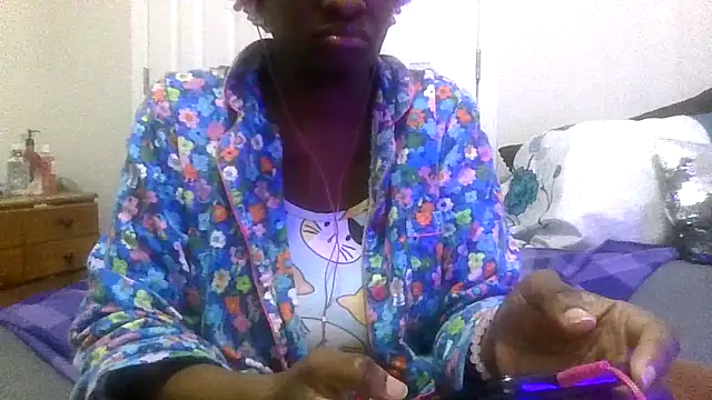 prettymaa online show from 05-06-26, 04:19