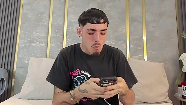 NikoStone  online show from 01-14-26, 05:13