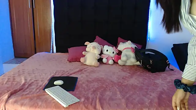 carla messy online show from 09-22-25, 01:24
