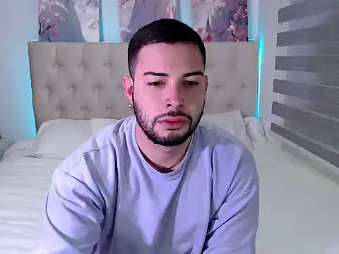 baby mateo online show from 09-30-25, 06:13