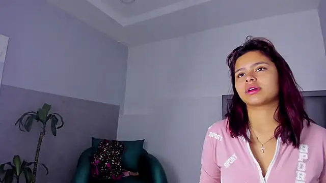 Snapshot of Sofia_villareal chatting on 10-03-25, 11:18 Sofia villareal online show from 10-03-25, 11:18