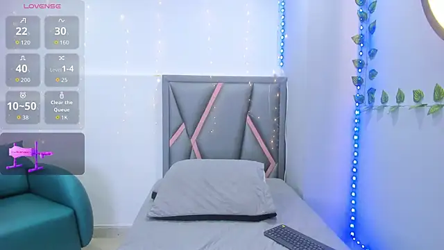 Sofia villareal online show from 01-12-26, 12:54