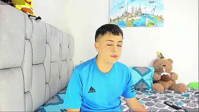 christopher Hot online show from 02-06-26, 12:37